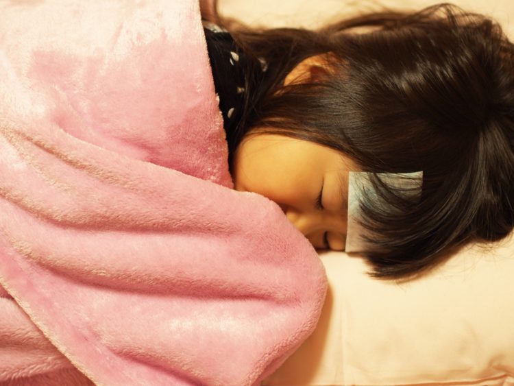 今年も流行?!医師が解説する2018年インフルエンザ|秋の特集